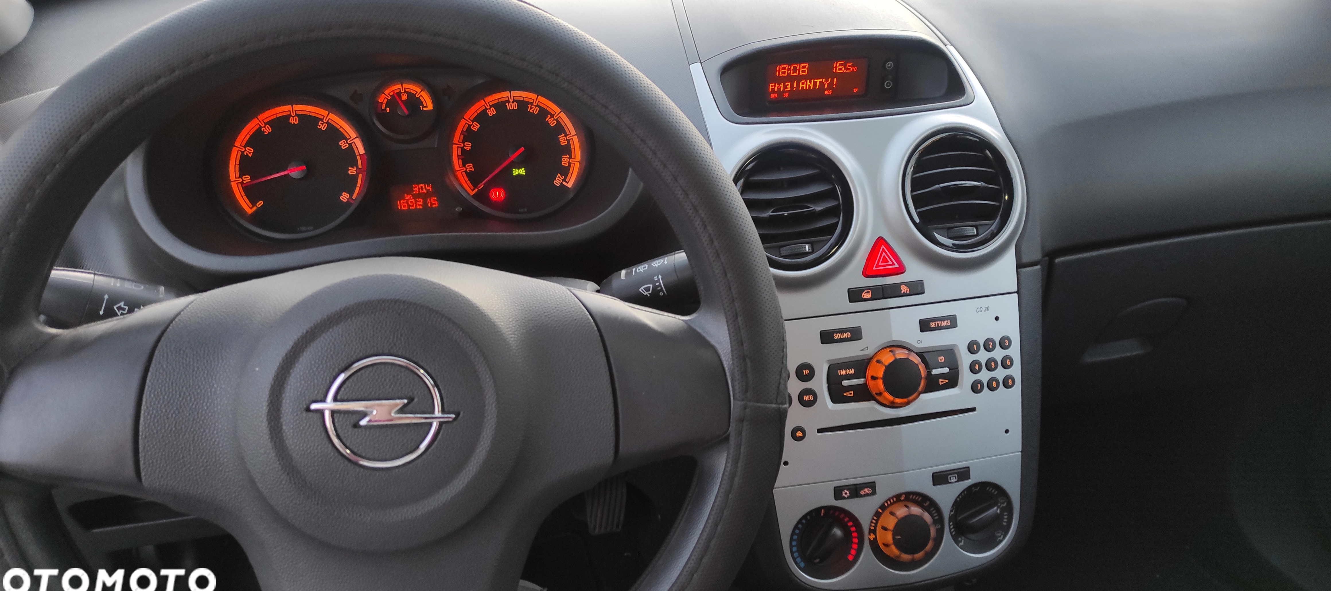 Opel Corsa cena 18770 przebieg: 169215, rok produkcji 2011 z Sosnowiec małe 529